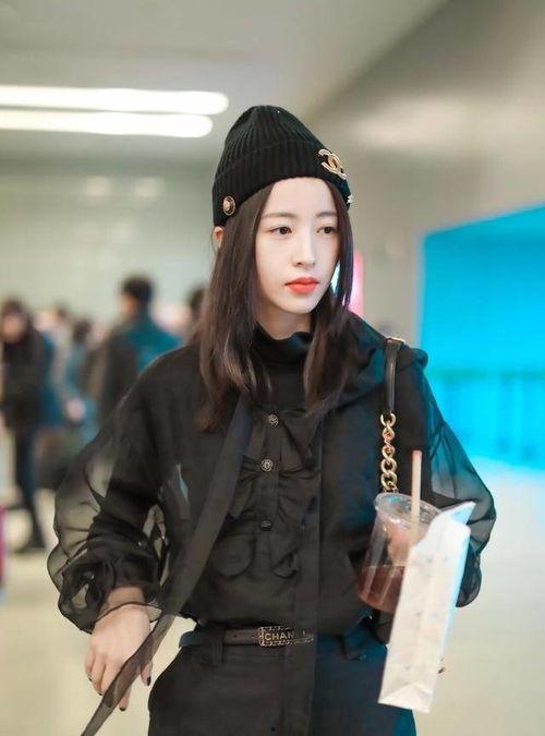 娱乐吃瓜酱穿搭博主,时尚博主教你轻松驾驭潮流